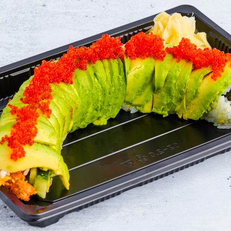 29. Dragon Roll 8 store biter med tempura scampi